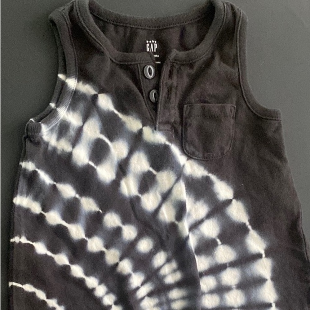 Baby gap romper